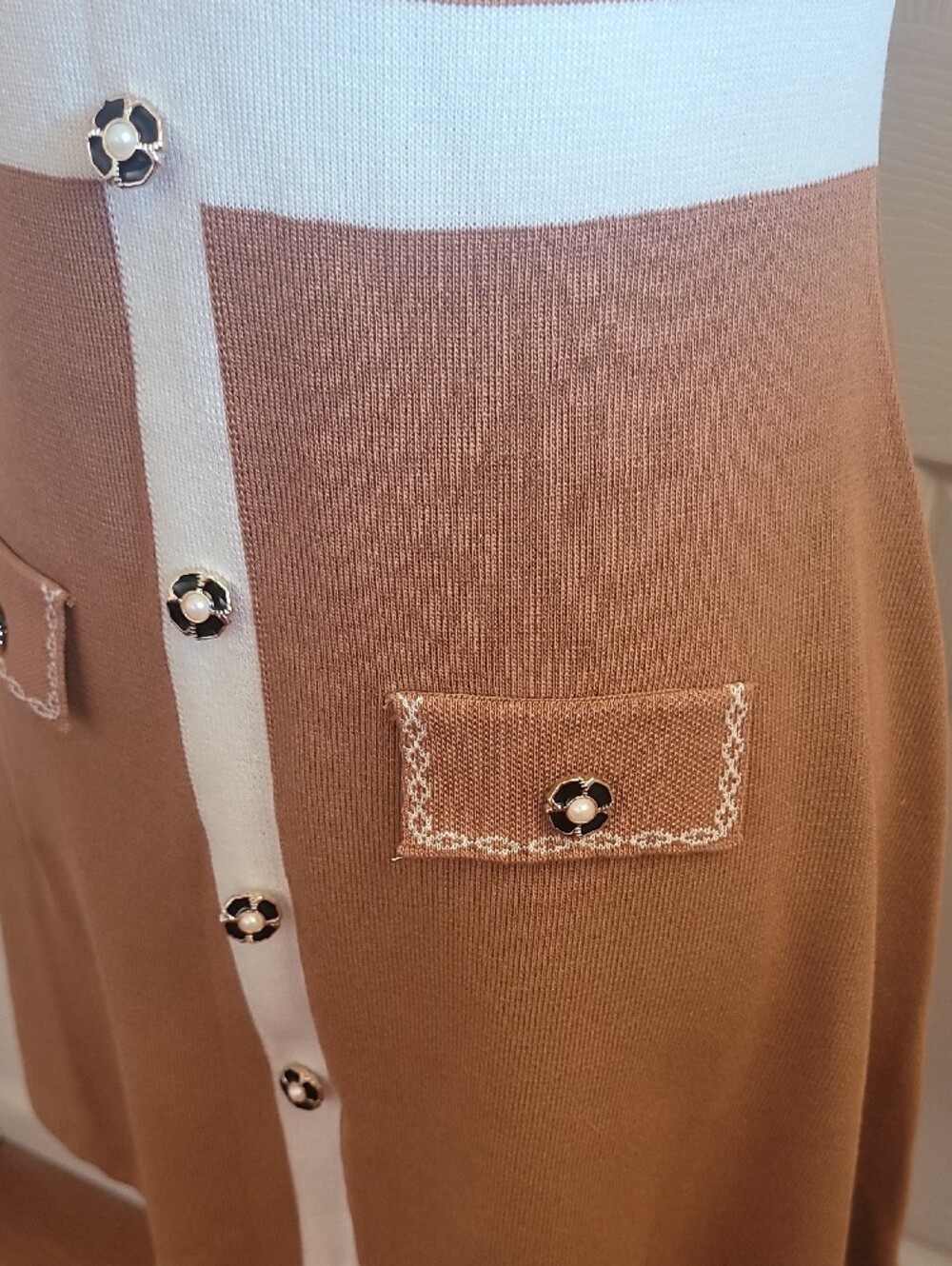 Fashion Nova Tan Knit Dress with White Trim Pearl Buttons NEW WITH TAG L JUNIOR - Picture 9 of 12